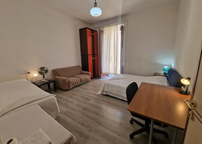 Room In The City Center - Stanza In Centro Citta